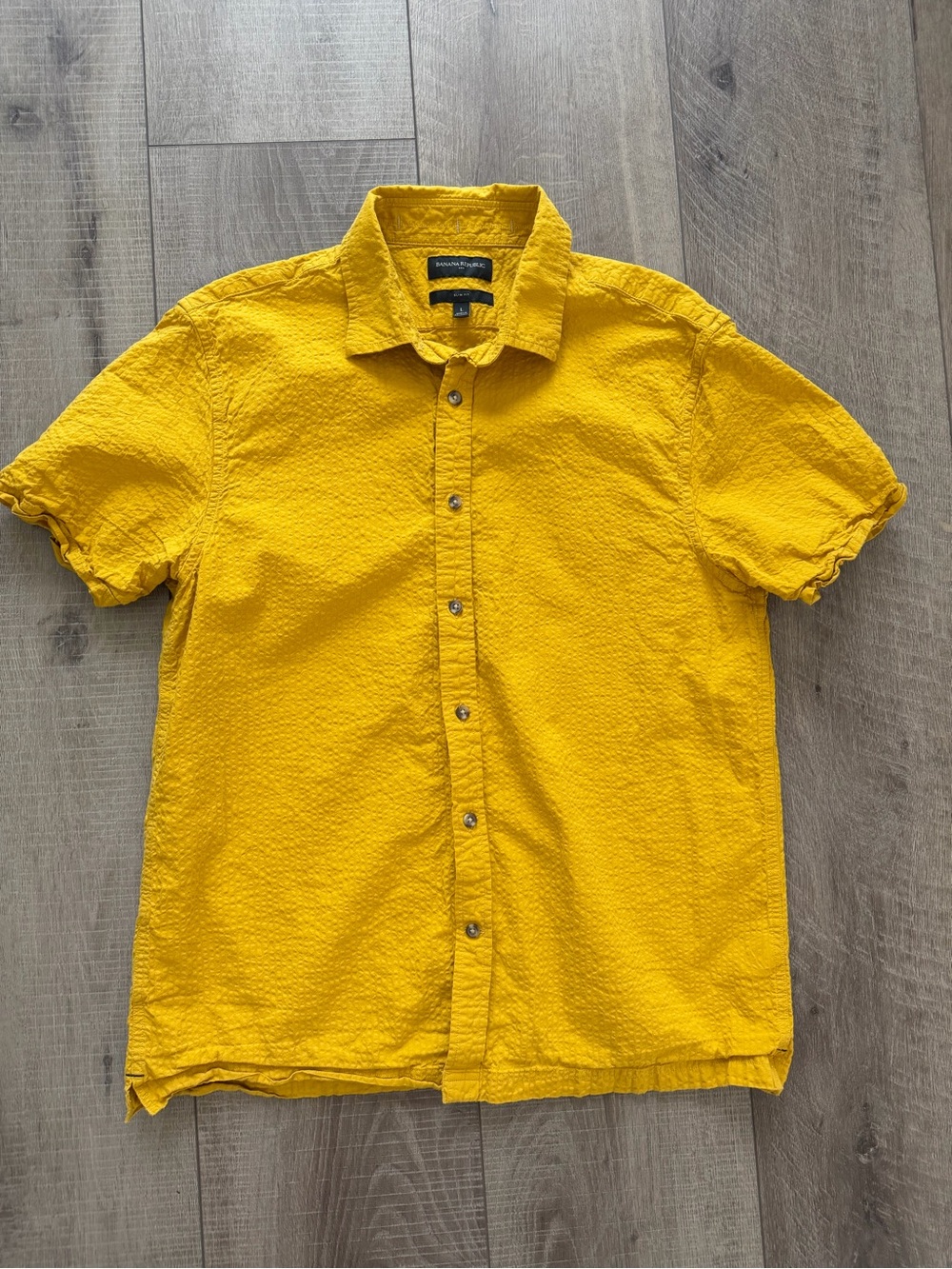 Banana Republic Men’s Short-Sleeve Seersucker Untucked Size Large Slim Fit